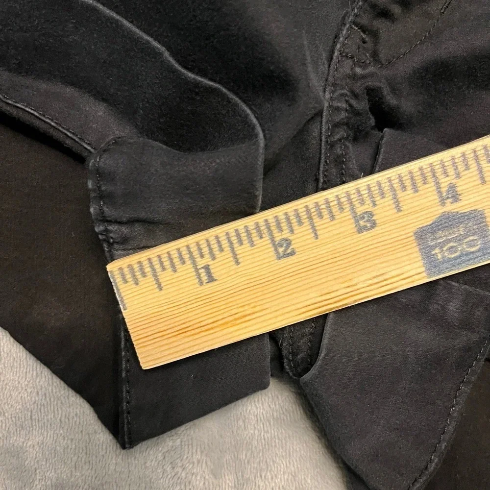 American Eagle‎ Black Shorts Rolled Cuff Casual Sz 6 Festival Stretch Minimalist